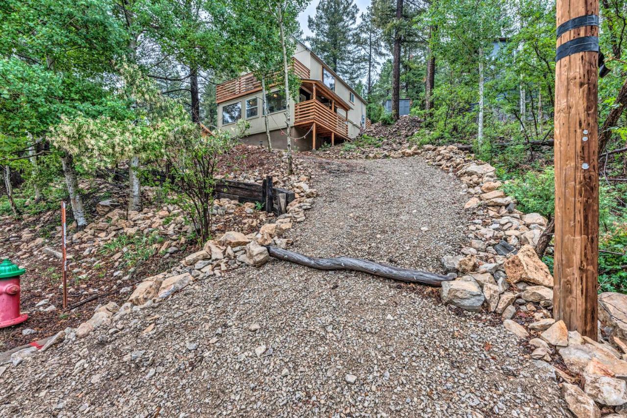 On The Rocks - A Modern Home With Decks And Views Клаудкрофт Экстерьер фото